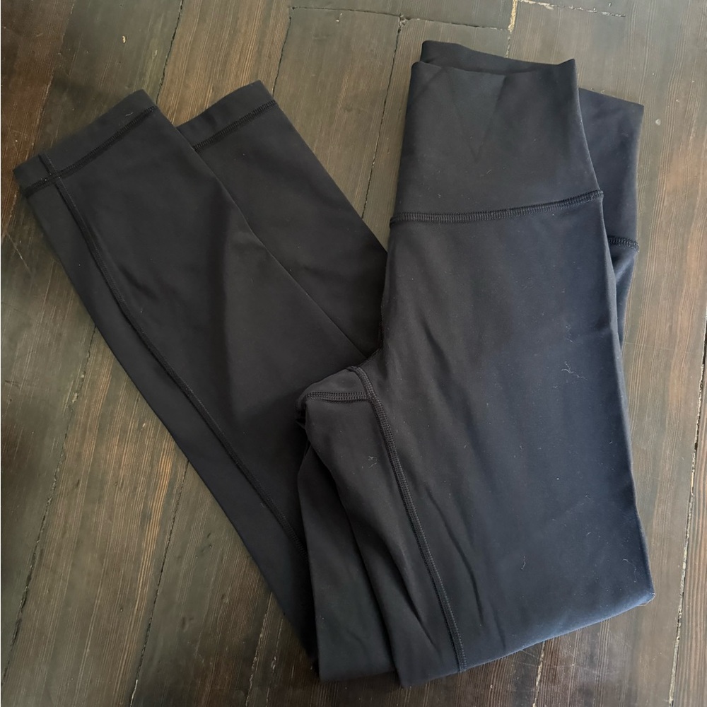 Lululemon black leggings 25”
